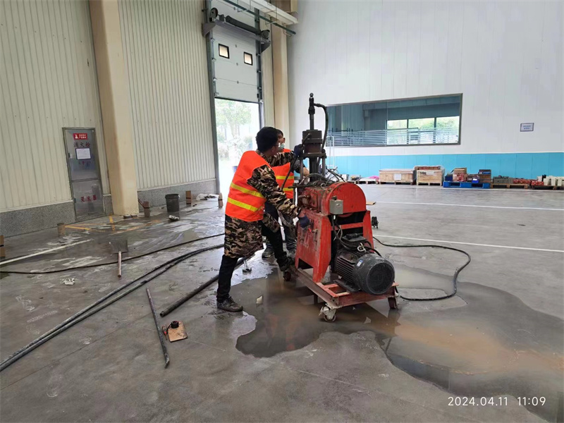 喜德厂房地面下沉塌陷注浆加固施工